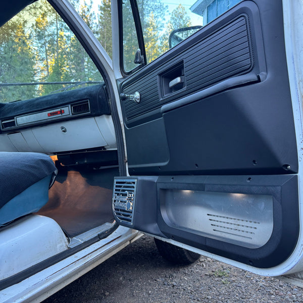 Chico Car Audio Installation for Squarebody Trucks