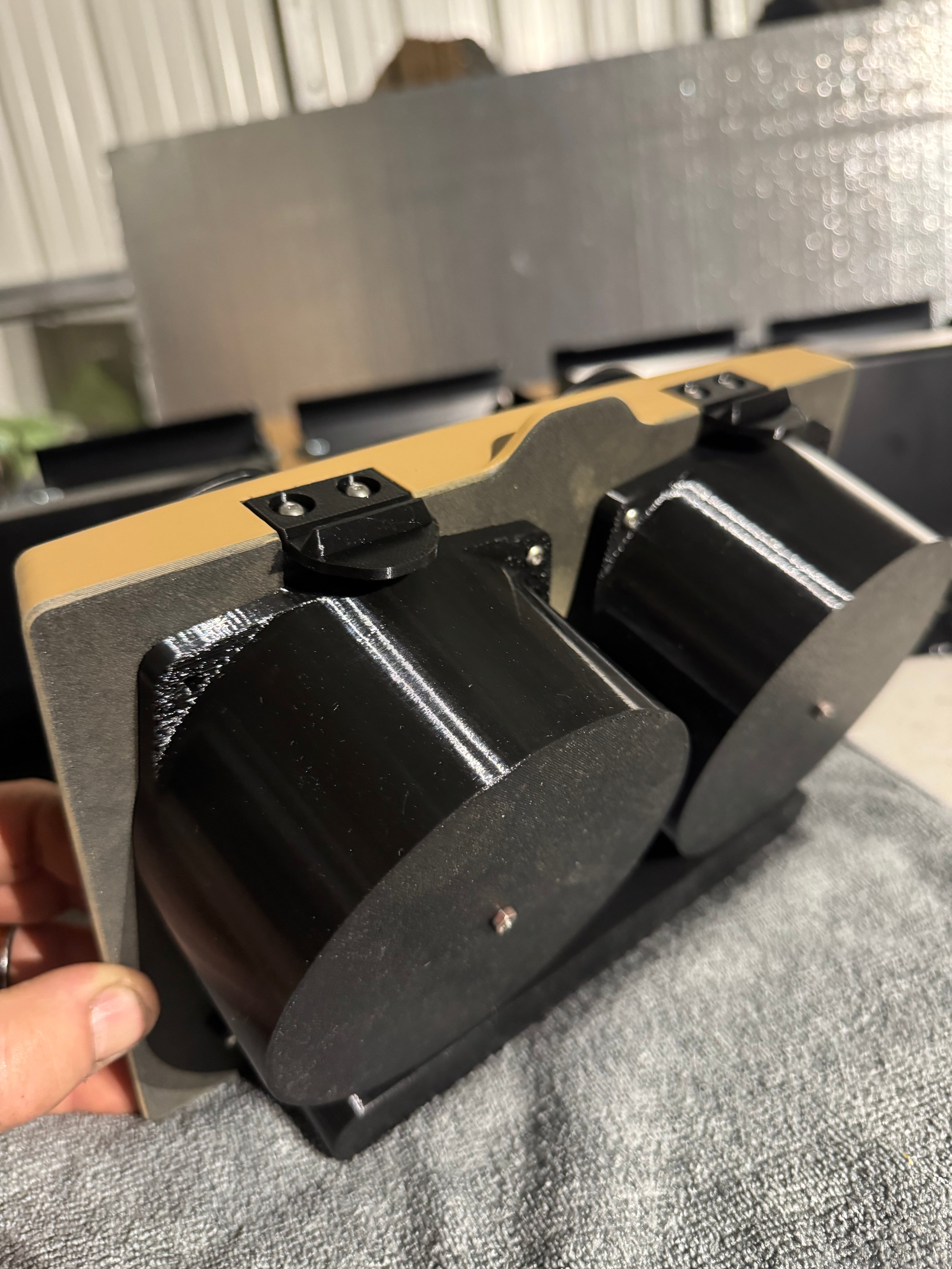 Adjustable Cup Holders + Console Lift for 1981–1991 Blazers, Jimmys & Suburbans
